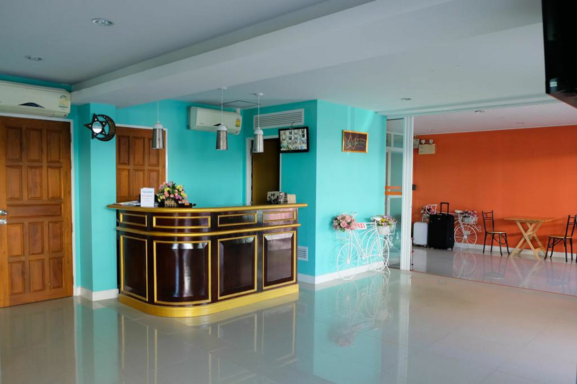 Raya Rawai Place Экстерьер фото