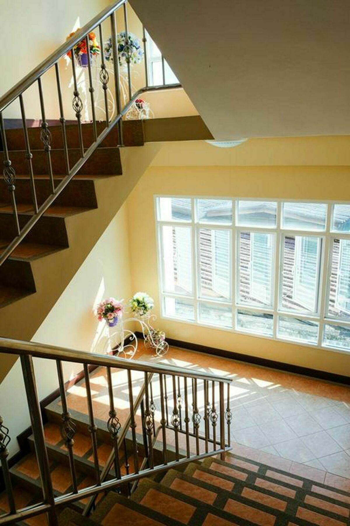Raya Rawai Place Экстерьер фото